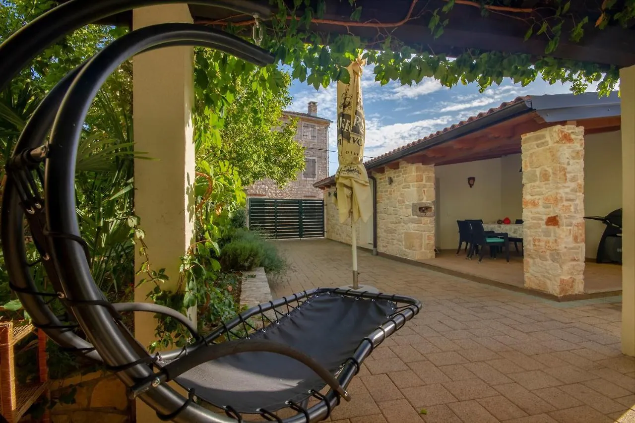 Holiday Stone House Bale Σπίτι διακοπών