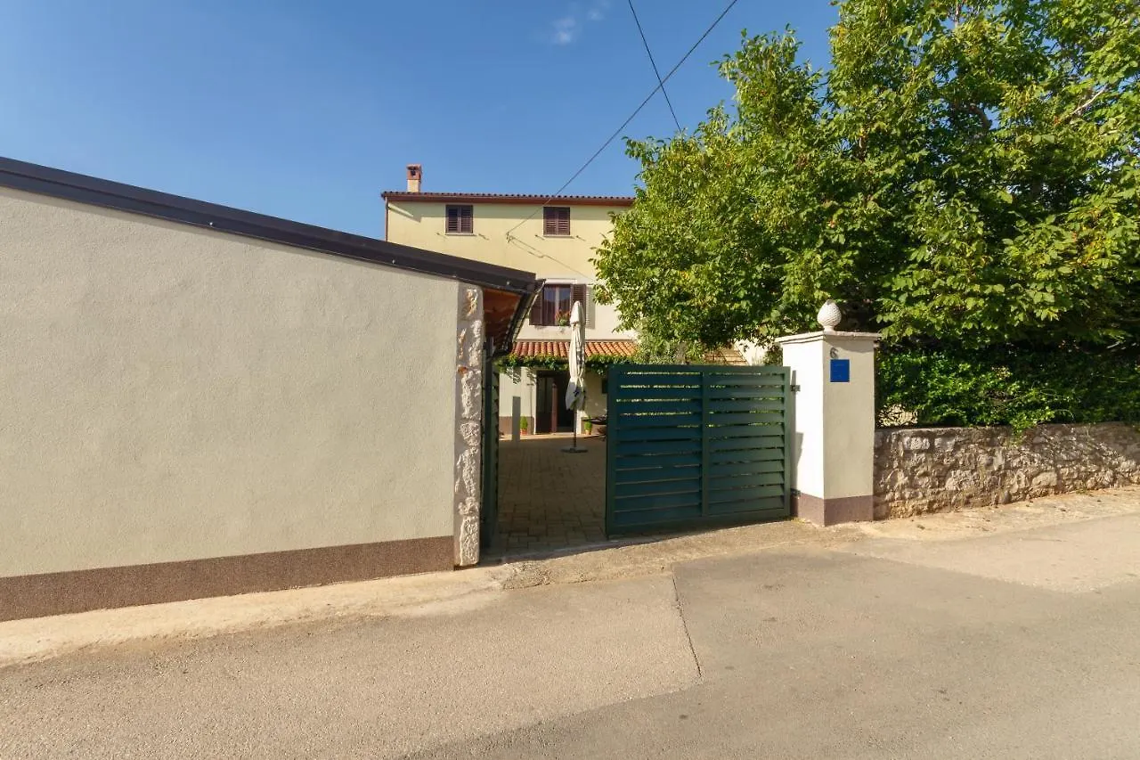Holiday Stone House Bale Κροατία